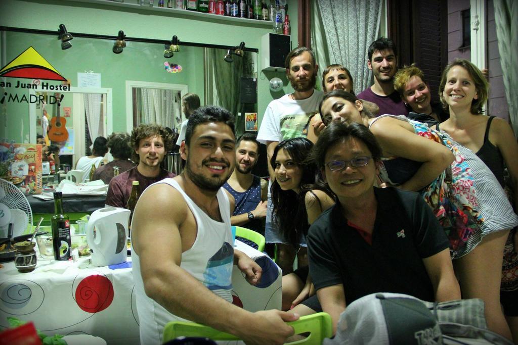 San Juan Hostel マドリード エクステリア 写真