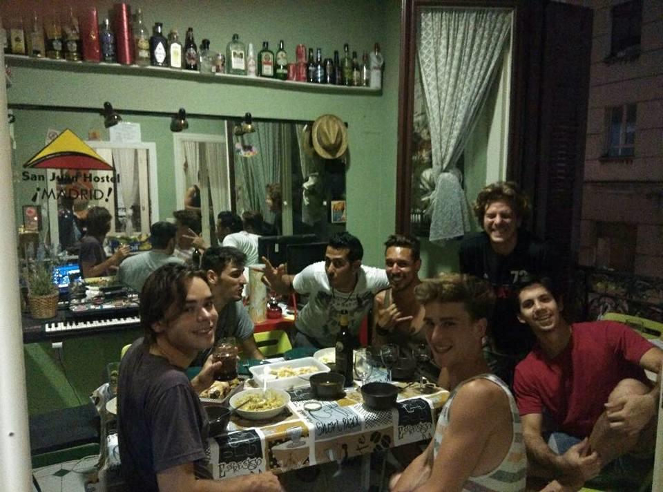 San Juan Hostel マドリード エクステリア 写真